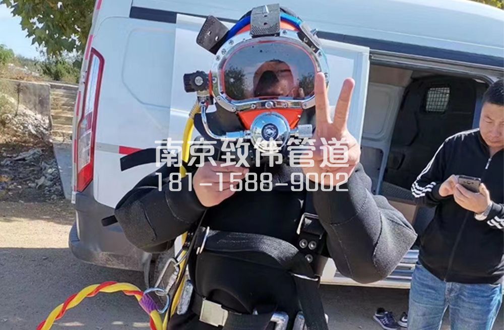 356成贤街沉淀池清底